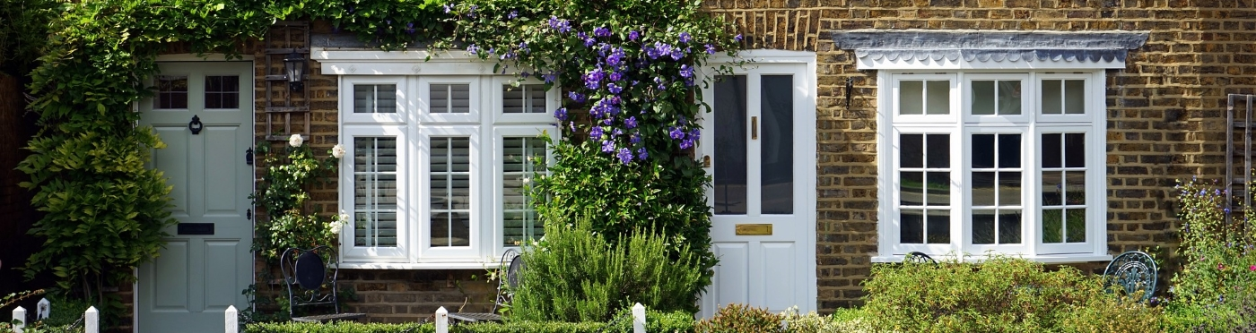 Specialists in windows & doors replacement and repair - Domestic and commercial