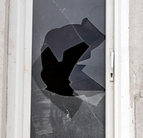 Borken glass windows repair Ipswich area